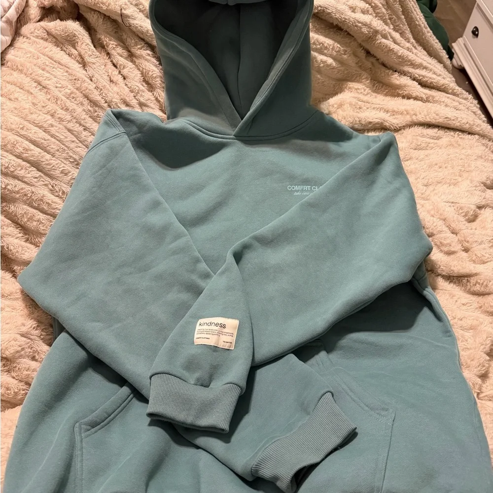 Comfrt You Matter Hoodie in Jade, Size Large - Picture 3 of 3
